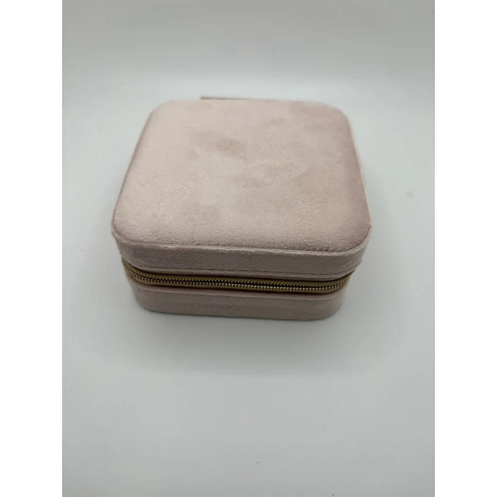 Traveling Pink Jewelry Organizer including 2 pairs of earrings